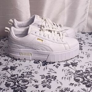 Puma Women's White‎ Platform Sneakers